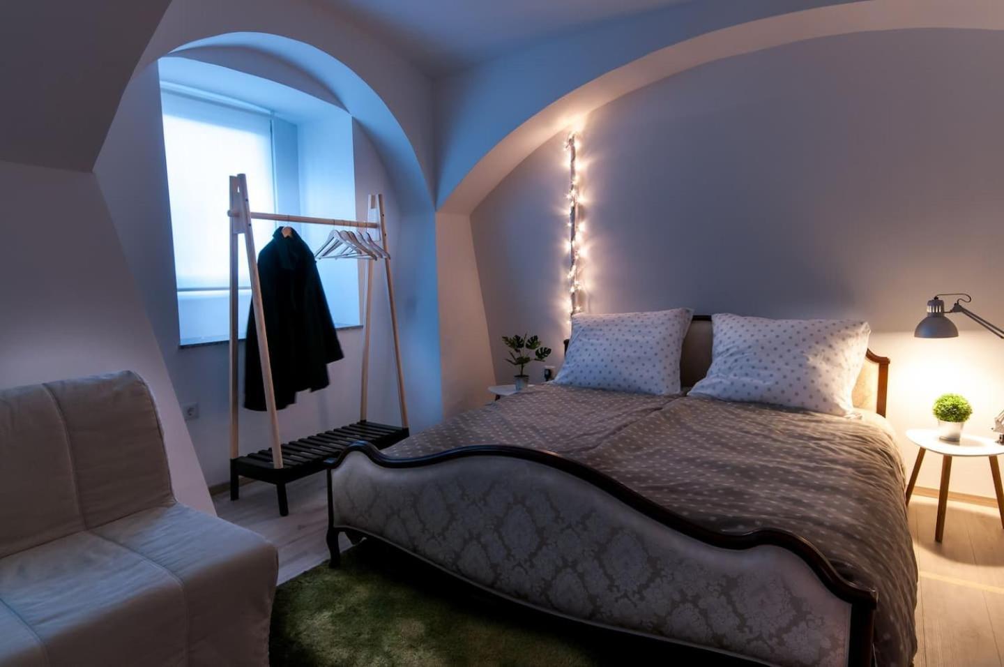 The Maze Apartment Любляна Экстерьер фото
