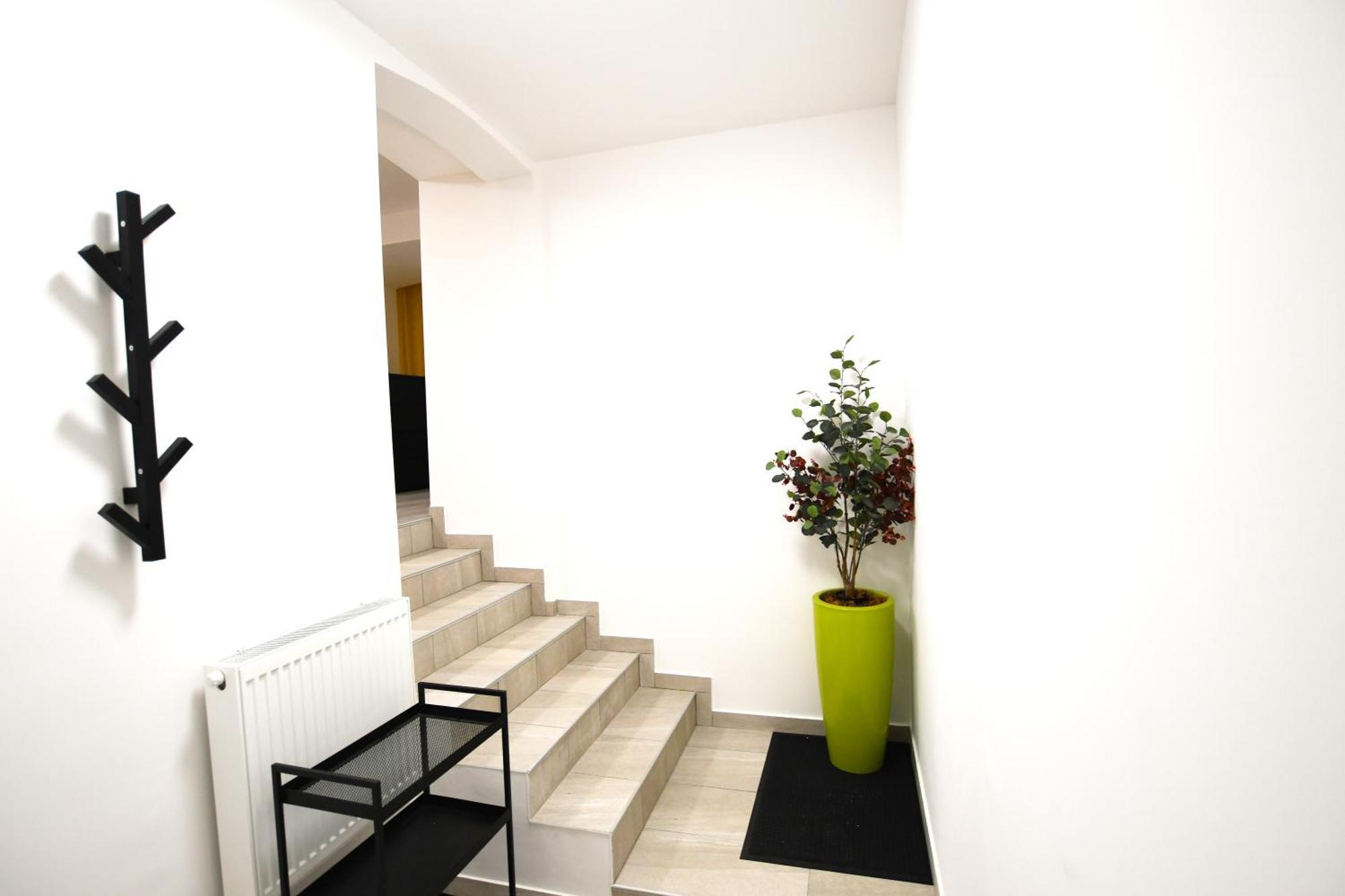 The Maze Apartment Любляна Экстерьер фото