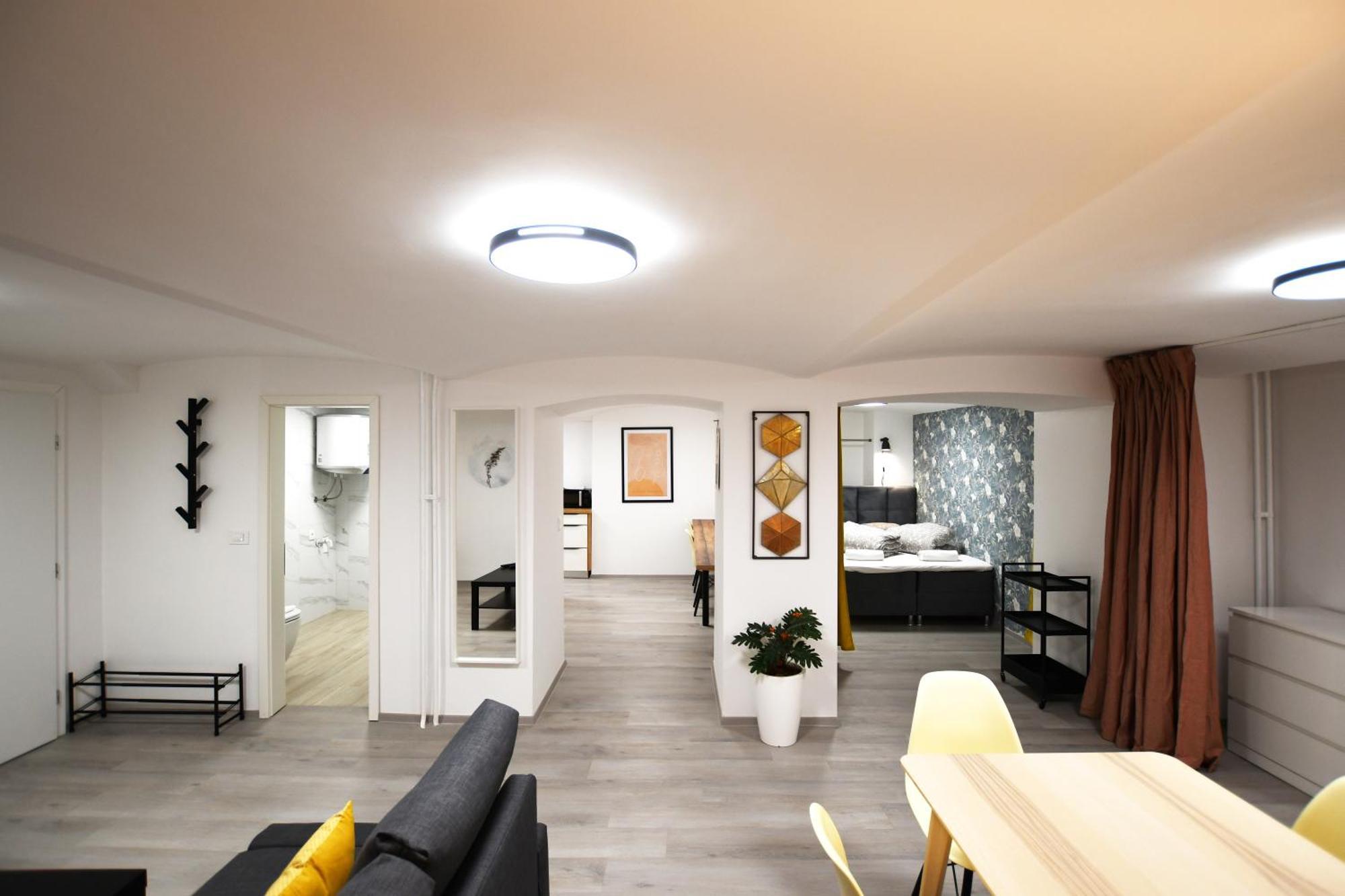 The Maze Apartment Любляна Экстерьер фото