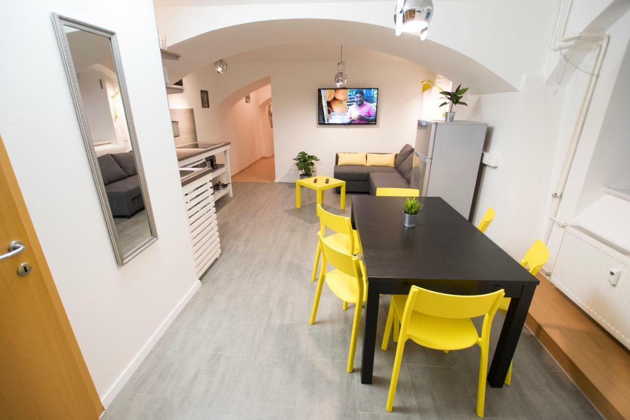 The Maze Apartment Любляна Экстерьер фото